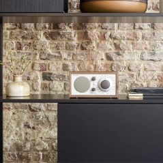 Rádio de mesa FM/AM c/ Bluetooth Tivoli Audio MODEL ONE BT beije/classic walnut